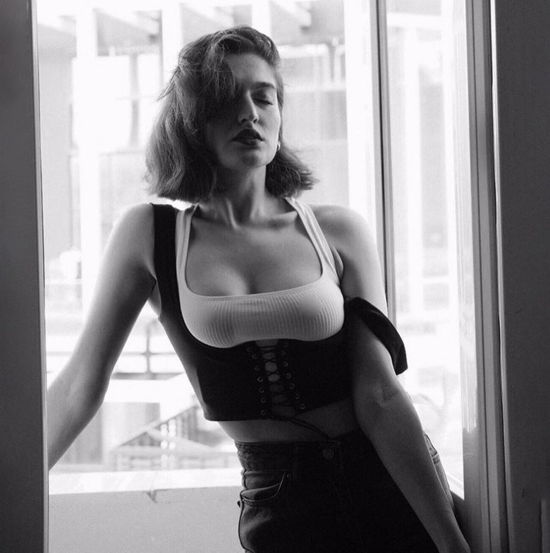black_velvet_corset
