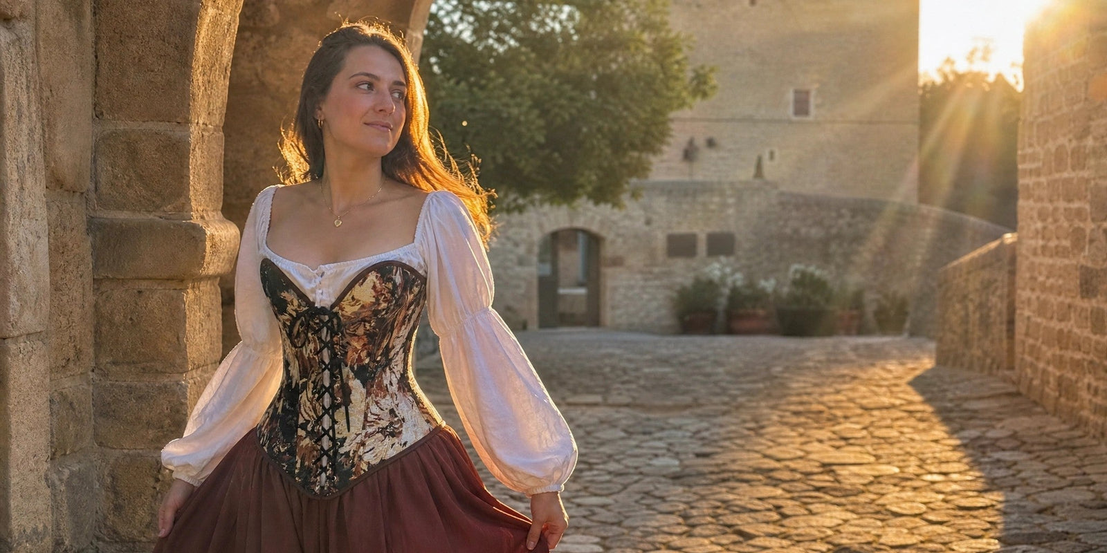 Renaissance Corset vs Bodice: Differences and How to Wear Each
